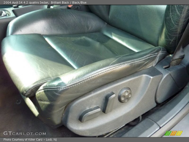 Brilliant Black / Black/Blue 2004 Audi S4 4.2 quattro Sedan