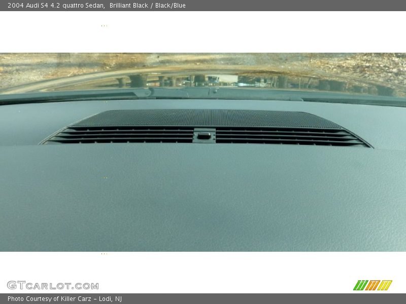Brilliant Black / Black/Blue 2004 Audi S4 4.2 quattro Sedan