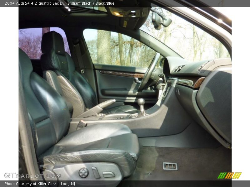 Brilliant Black / Black/Blue 2004 Audi S4 4.2 quattro Sedan