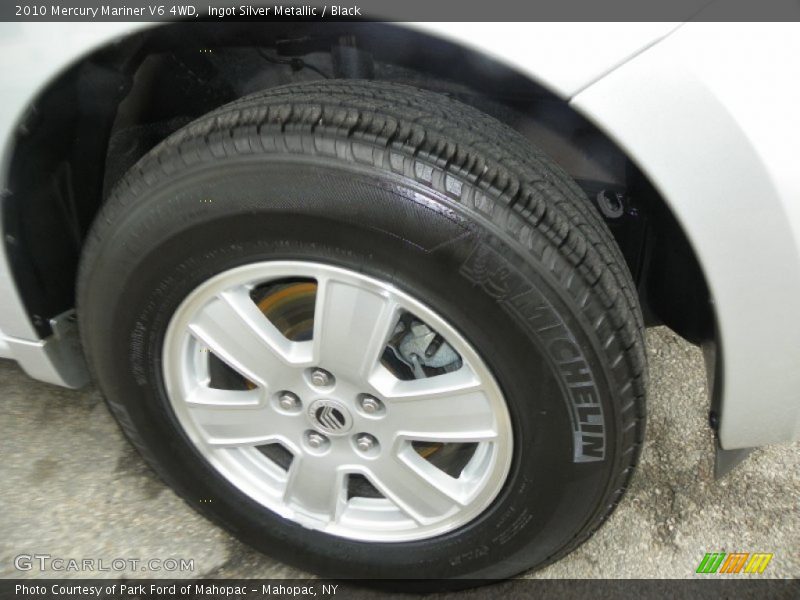 Ingot Silver Metallic / Black 2010 Mercury Mariner V6 4WD
