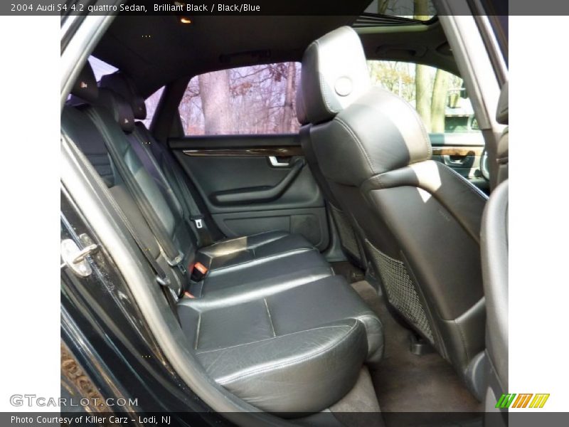 Brilliant Black / Black/Blue 2004 Audi S4 4.2 quattro Sedan