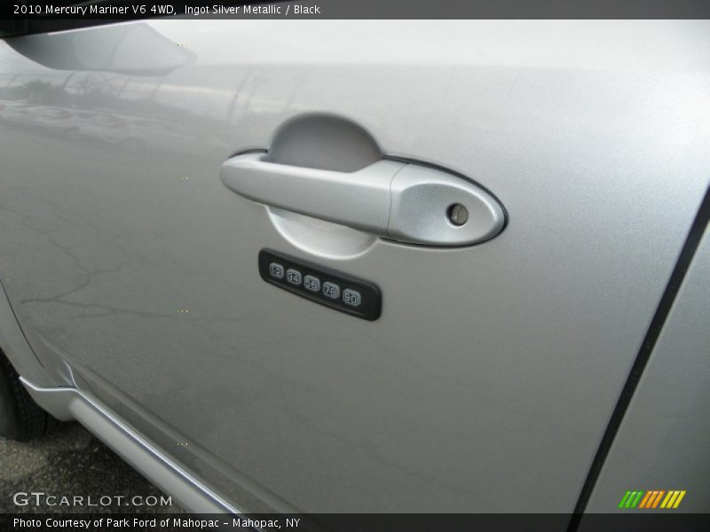Ingot Silver Metallic / Black 2010 Mercury Mariner V6 4WD