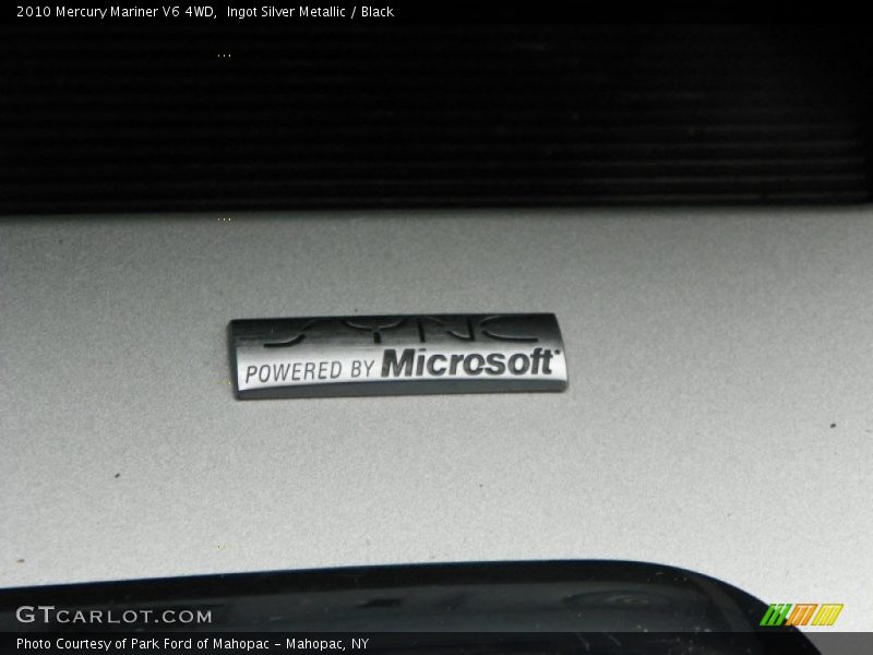 Ingot Silver Metallic / Black 2010 Mercury Mariner V6 4WD