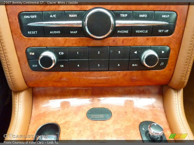Controls of 2007 Continental GT 
