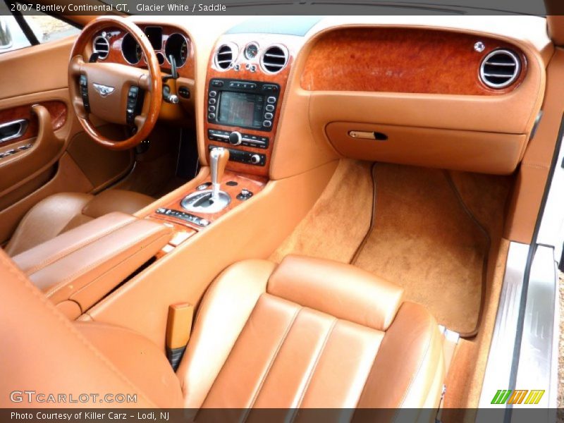 Dashboard of 2007 Continental GT 