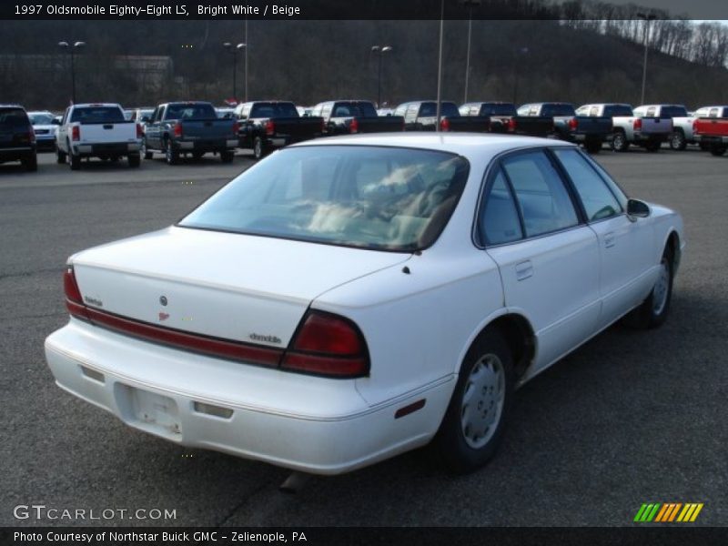 Bright White / Beige 1997 Oldsmobile Eighty-Eight LS