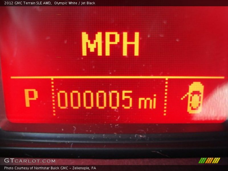 Olympic White / Jet Black 2012 GMC Terrain SLE AWD