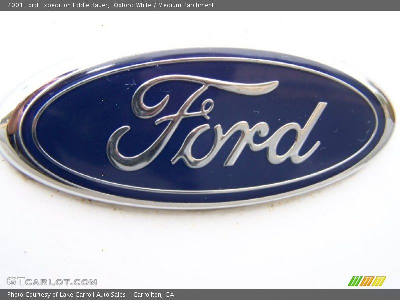 Oxford White / Medium Parchment 2001 Ford Expedition Eddie Bauer