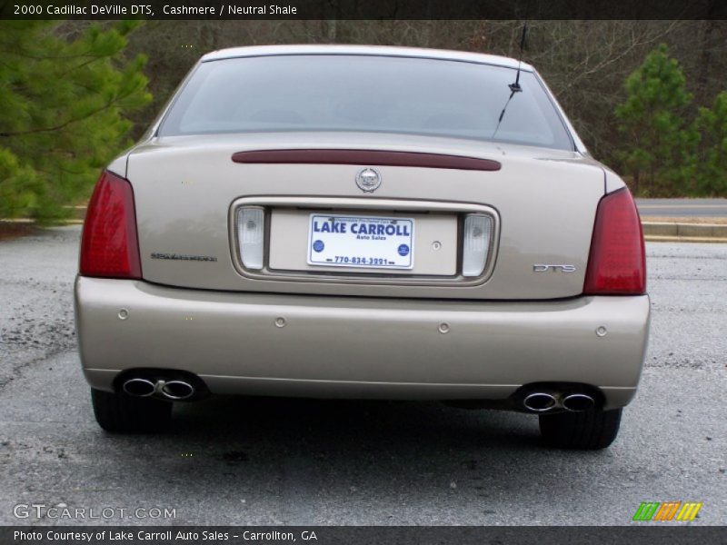 Cashmere / Neutral Shale 2000 Cadillac DeVille DTS