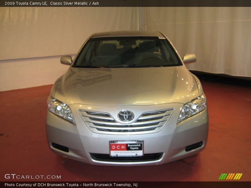 Classic Silver Metallic / Ash 2009 Toyota Camry LE