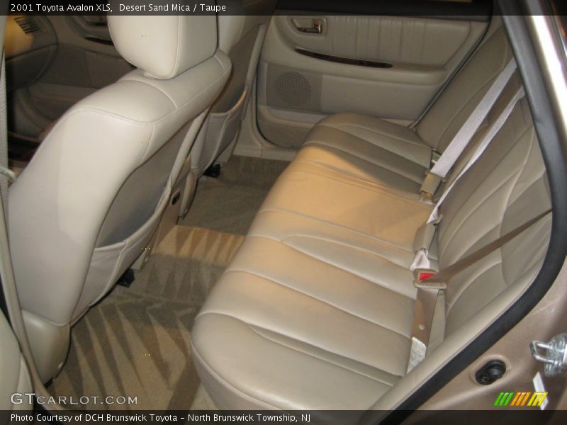 Desert Sand Mica / Taupe 2001 Toyota Avalon XLS