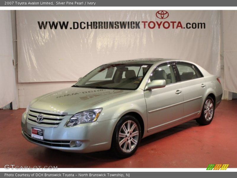 Silver Pine Pearl / Ivory 2007 Toyota Avalon Limited