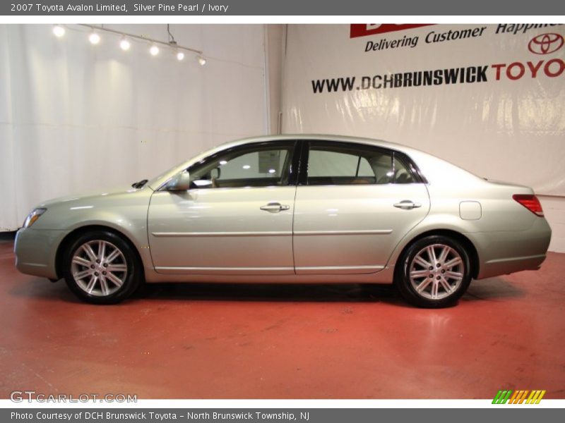 Silver Pine Pearl / Ivory 2007 Toyota Avalon Limited