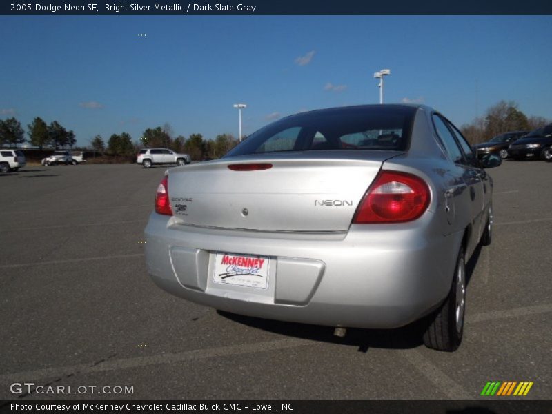 Bright Silver Metallic / Dark Slate Gray 2005 Dodge Neon SE