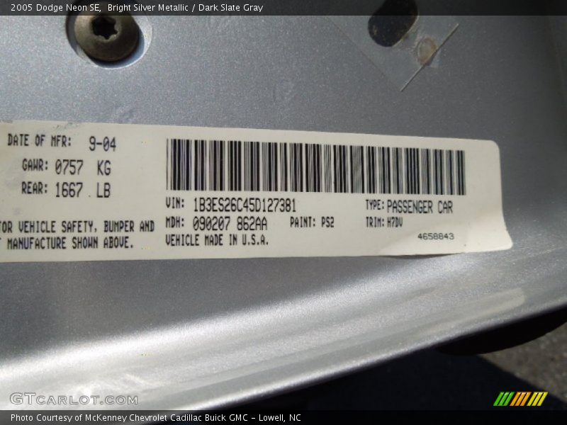 Bright Silver Metallic / Dark Slate Gray 2005 Dodge Neon SE