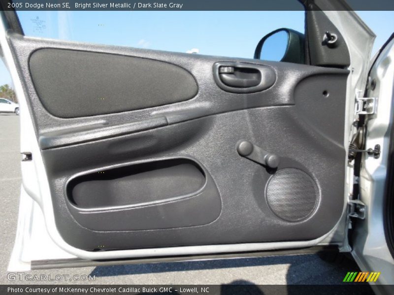 Bright Silver Metallic / Dark Slate Gray 2005 Dodge Neon SE