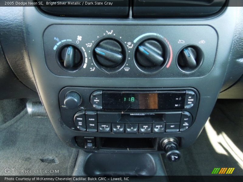Bright Silver Metallic / Dark Slate Gray 2005 Dodge Neon SE