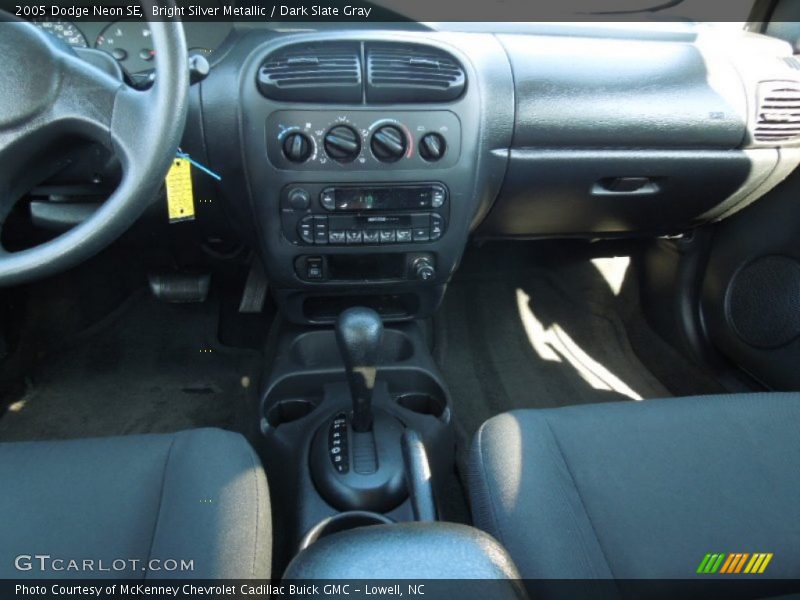 Bright Silver Metallic / Dark Slate Gray 2005 Dodge Neon SE