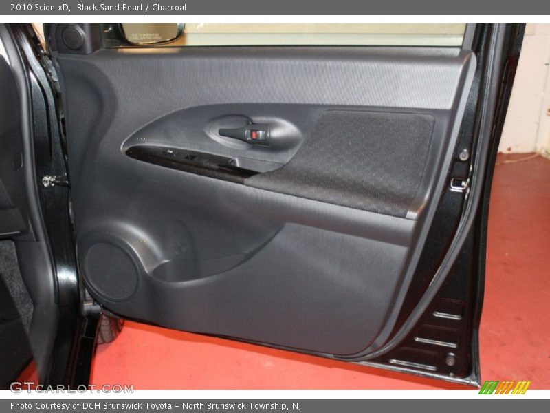 Black Sand Pearl / Charcoal 2010 Scion xD