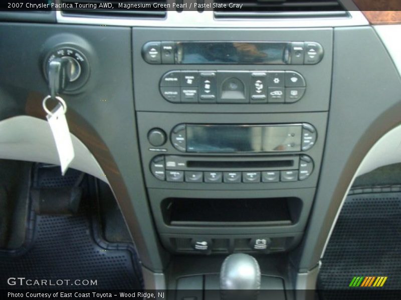 Magnesium Green Pearl / Pastel Slate Gray 2007 Chrysler Pacifica Touring AWD