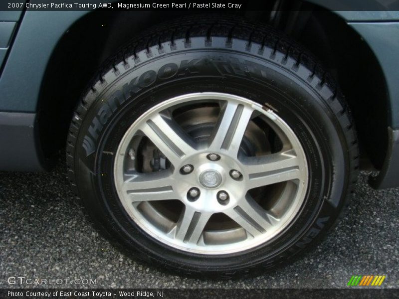 Magnesium Green Pearl / Pastel Slate Gray 2007 Chrysler Pacifica Touring AWD