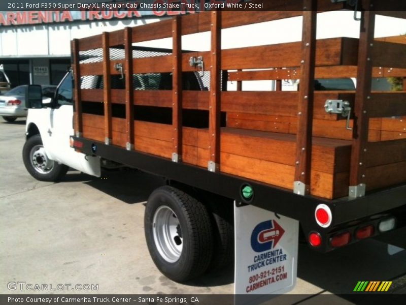 Oxford White / Steel 2011 Ford F350 Super Duty XL Regular Cab Chassis Stake Truck