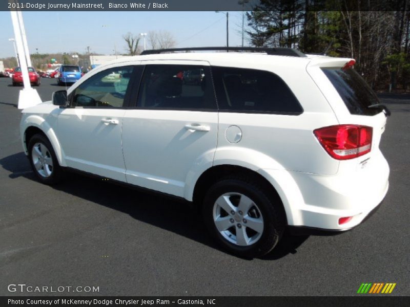 Bianco White / Black 2011 Dodge Journey Mainstreet
