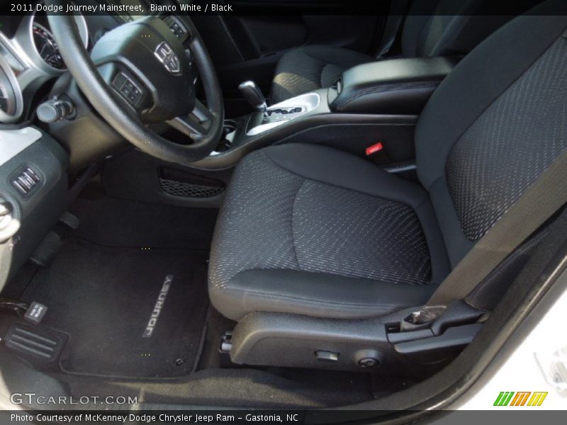 Bianco White / Black 2011 Dodge Journey Mainstreet