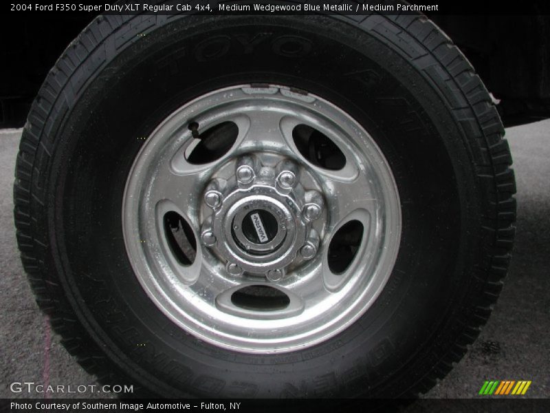 Medium Wedgewood Blue Metallic / Medium Parchment 2004 Ford F350 Super Duty XLT Regular Cab 4x4