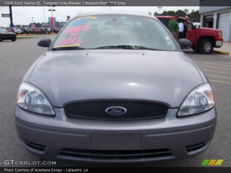 Tungsten Grey Metallic / Medium/Dark Flint Grey 2006 Ford Taurus SE