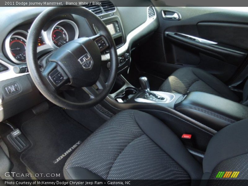 Bianco White / Black 2011 Dodge Journey Mainstreet