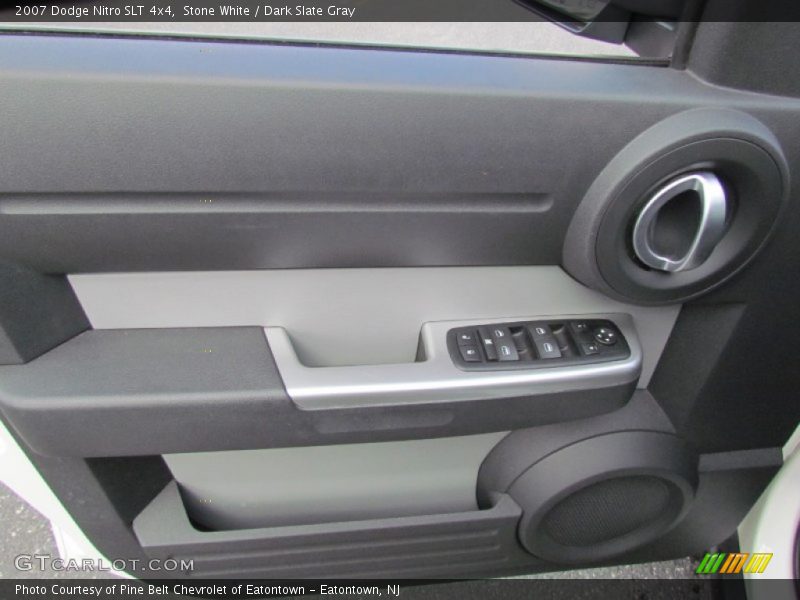 Stone White / Dark Slate Gray 2007 Dodge Nitro SLT 4x4