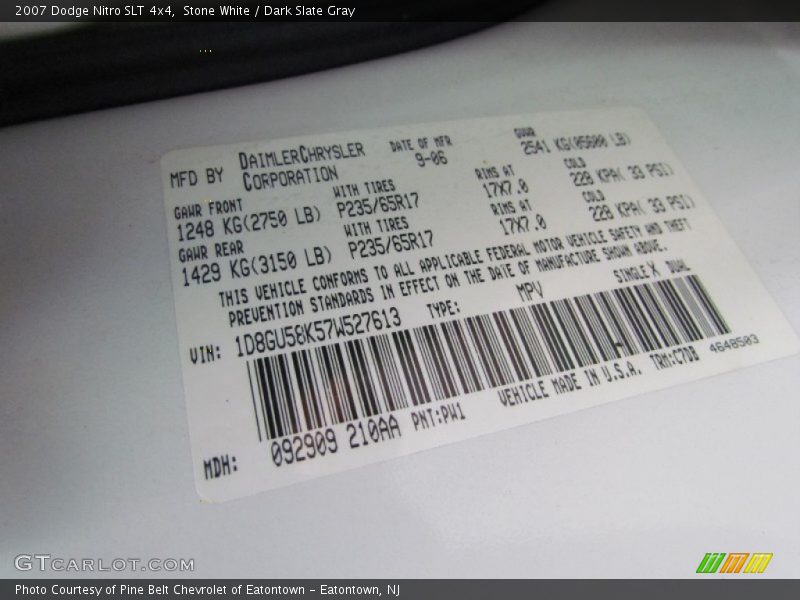 Stone White / Dark Slate Gray 2007 Dodge Nitro SLT 4x4