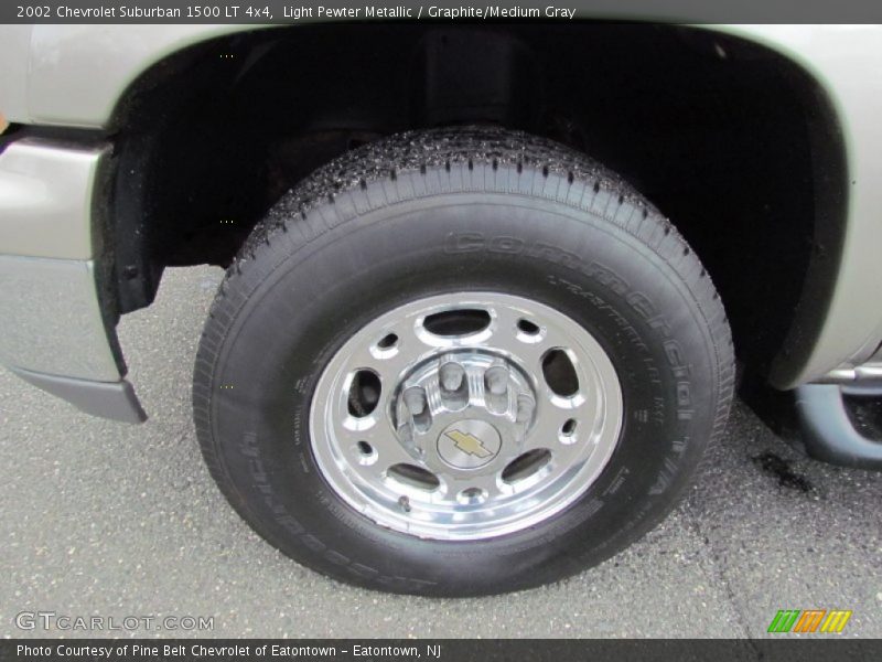 Light Pewter Metallic / Graphite/Medium Gray 2002 Chevrolet Suburban 1500 LT 4x4