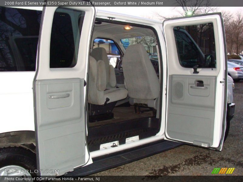 Oxford White / Medium Flint 2008 Ford E Series Van E350 Super Duty XLT 15 Passenger