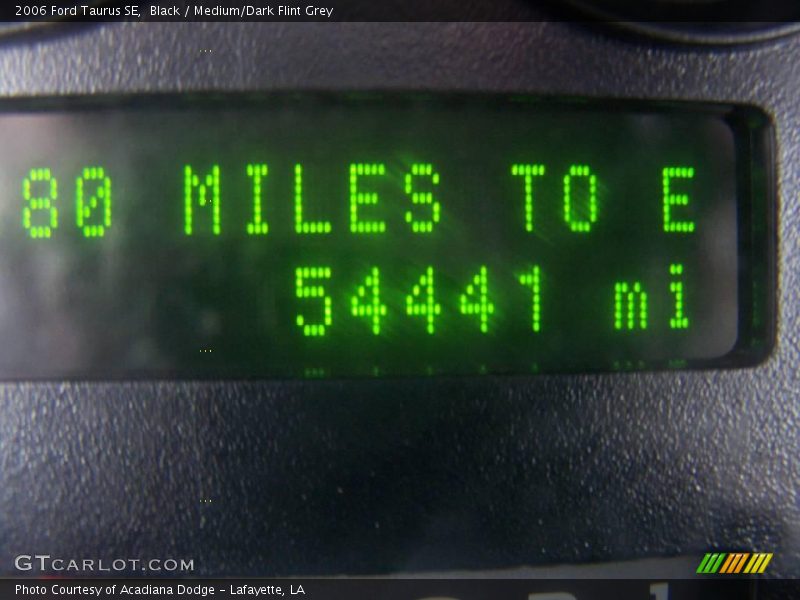 Black / Medium/Dark Flint Grey 2006 Ford Taurus SE