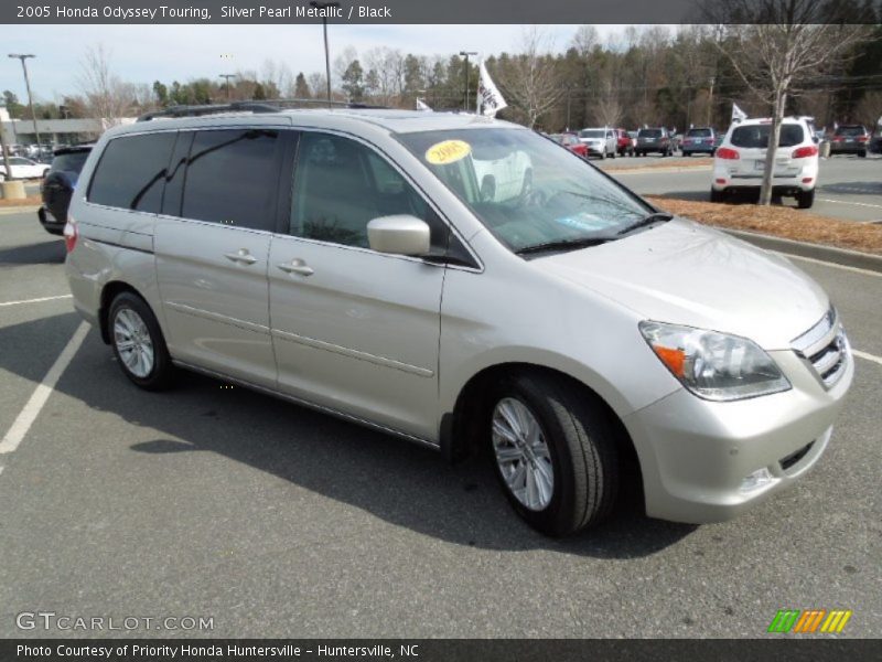 Silver Pearl Metallic / Black 2005 Honda Odyssey Touring