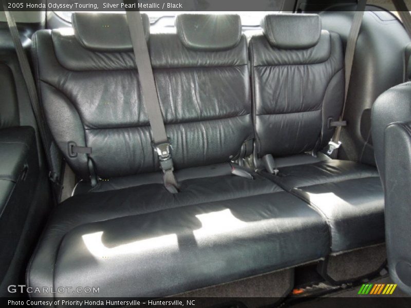 Silver Pearl Metallic / Black 2005 Honda Odyssey Touring