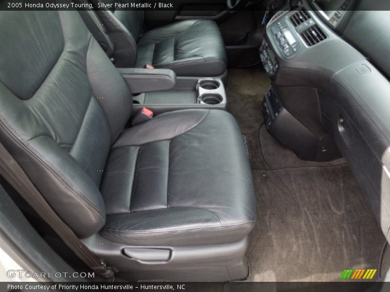 Silver Pearl Metallic / Black 2005 Honda Odyssey Touring