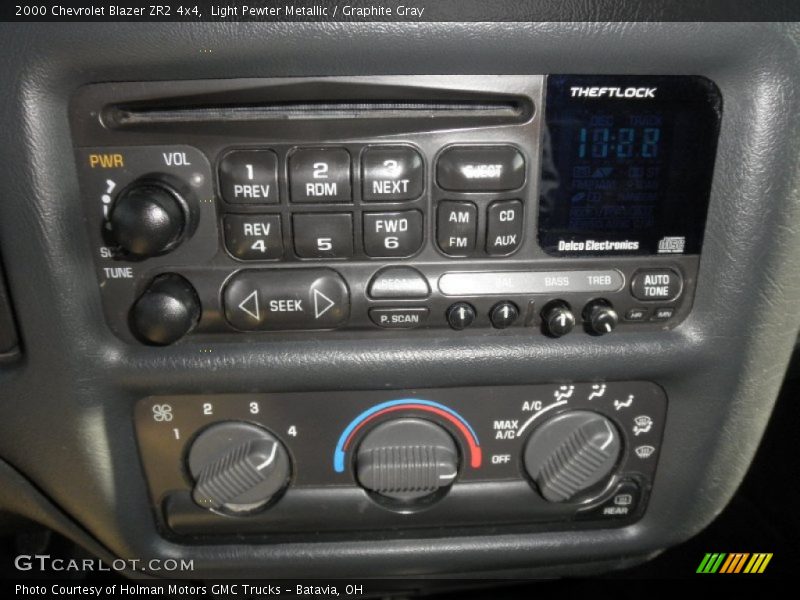 Audio System of 2000 Blazer ZR2 4x4