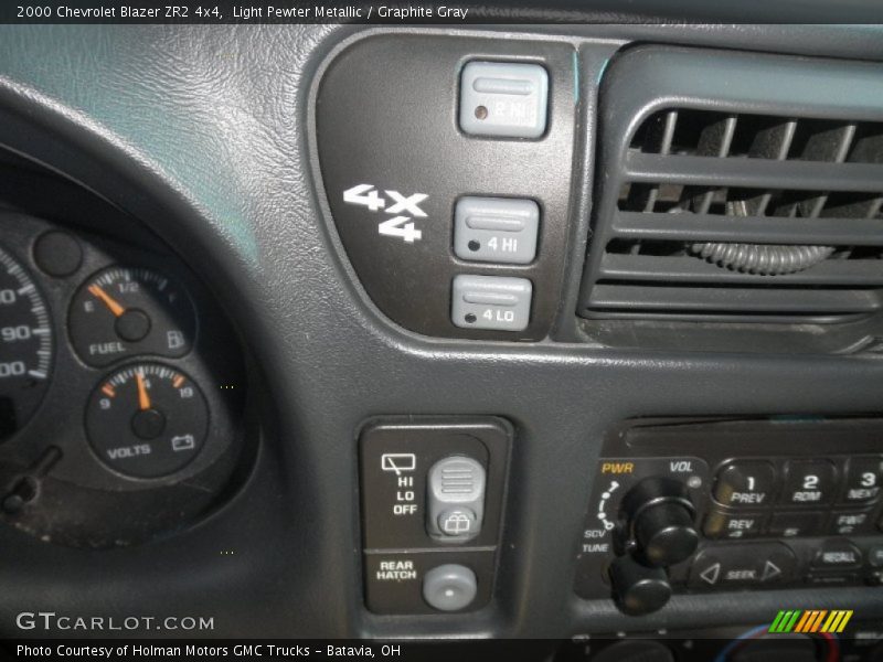 Light Pewter Metallic / Graphite Gray 2000 Chevrolet Blazer ZR2 4x4