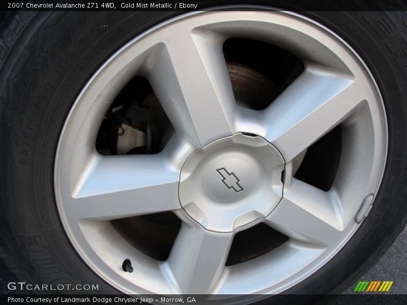Gold Mist Metallic / Ebony 2007 Chevrolet Avalanche Z71 4WD
