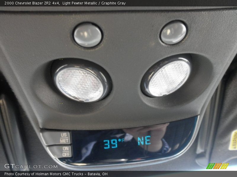 Light Pewter Metallic / Graphite Gray 2000 Chevrolet Blazer ZR2 4x4