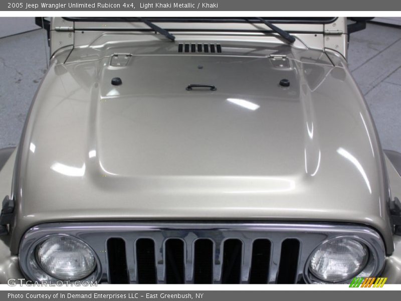 Light Khaki Metallic / Khaki 2005 Jeep Wrangler Unlimited Rubicon 4x4