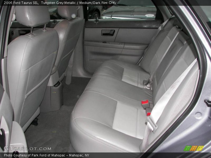 Tungsten Grey Metallic / Medium/Dark Flint Grey 2006 Ford Taurus SEL