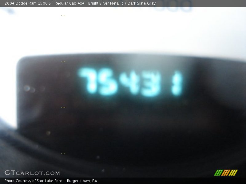 Bright Silver Metallic / Dark Slate Gray 2004 Dodge Ram 1500 ST Regular Cab 4x4