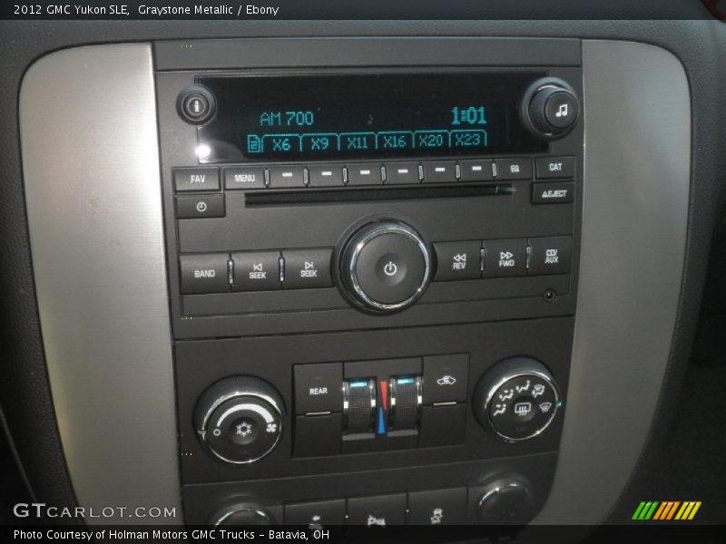Graystone Metallic / Ebony 2012 GMC Yukon SLE