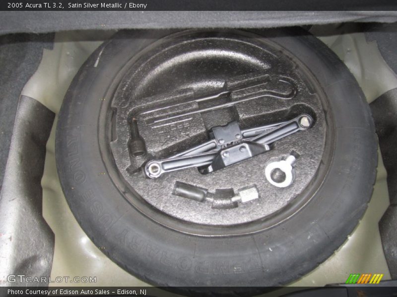 Satin Silver Metallic / Ebony 2005 Acura TL 3.2