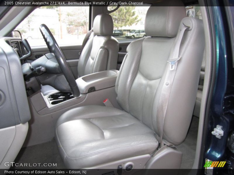 Bermuda Blue Metallic / Gray/Dark Charcoal 2005 Chevrolet Avalanche Z71 4x4