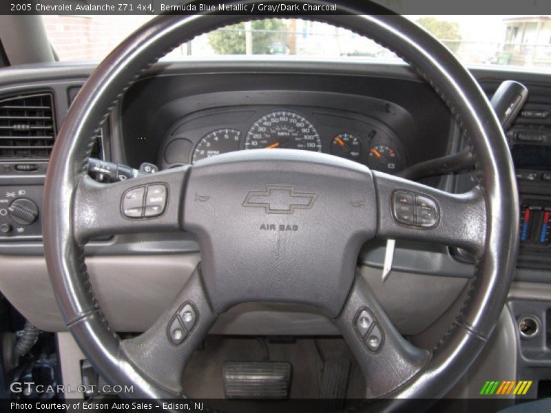 Bermuda Blue Metallic / Gray/Dark Charcoal 2005 Chevrolet Avalanche Z71 4x4